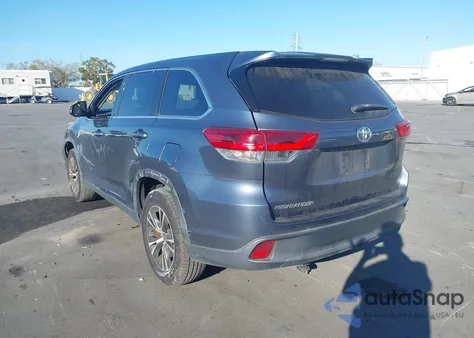 2019 Toyota Highlander Le z USA, uszkodzony, nr VIN 5TDZARFH0KS054842